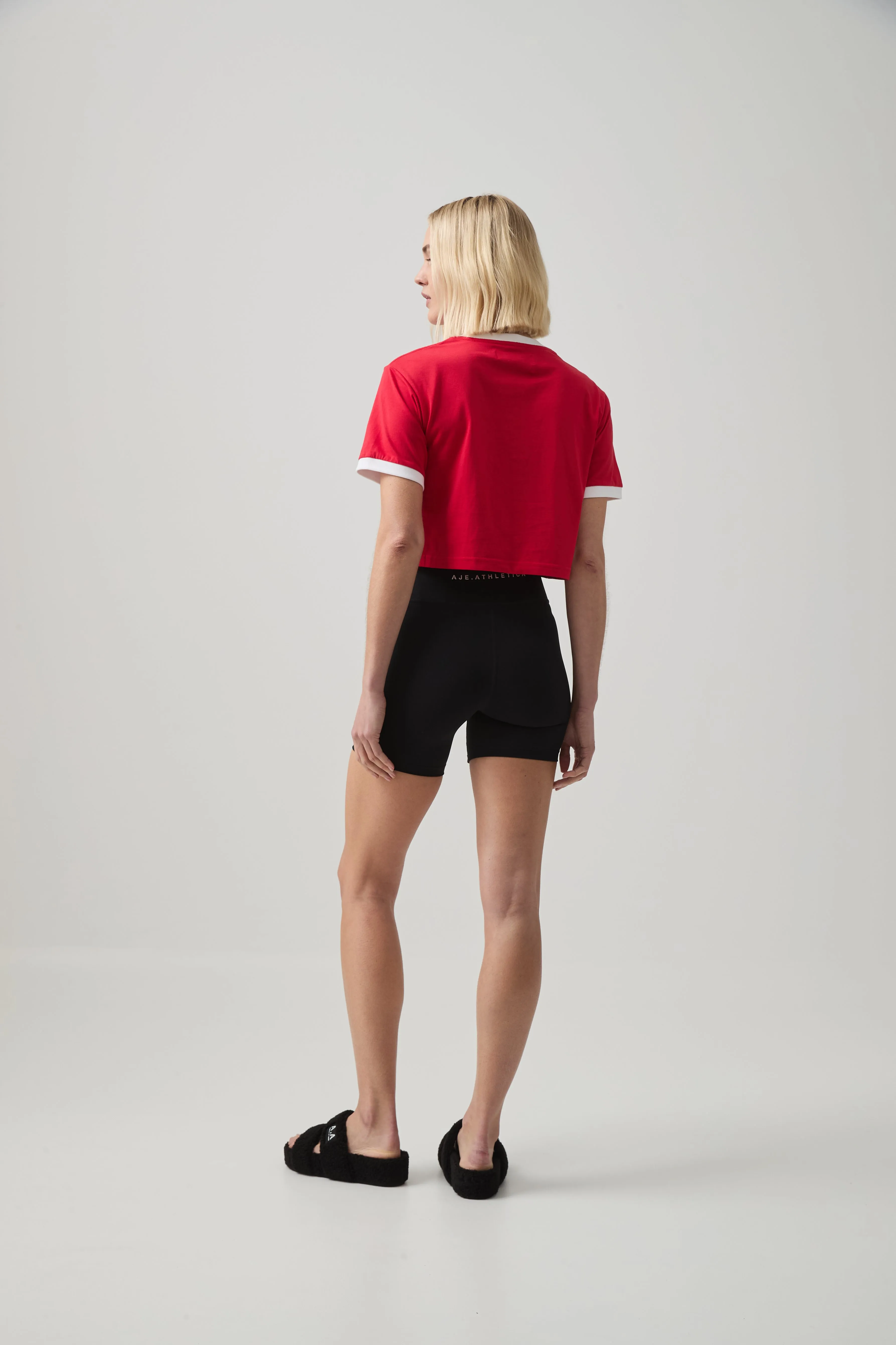 Cropped Contrast Logo Tee 105