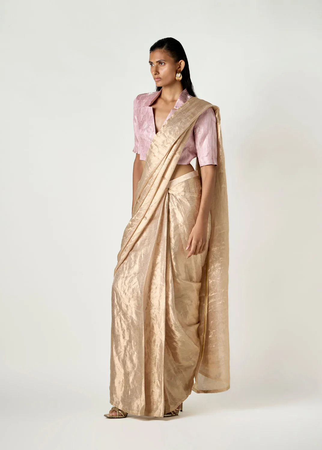 Nivi Sari