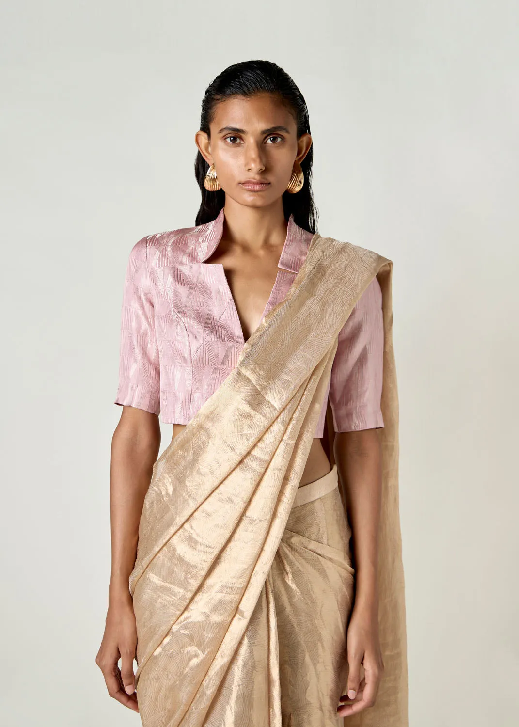 Nivi Sari